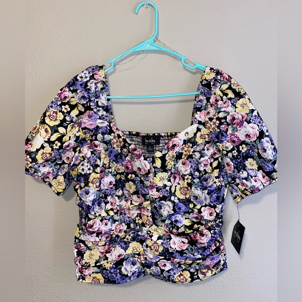 By&By Sweetheart floral print ruched short sleeve top